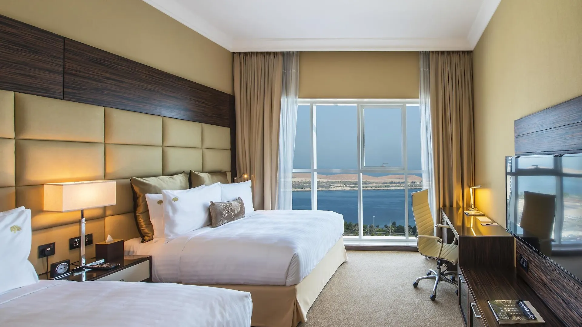 Jannah Burj Al Sarab Hotel Abu Dhabi