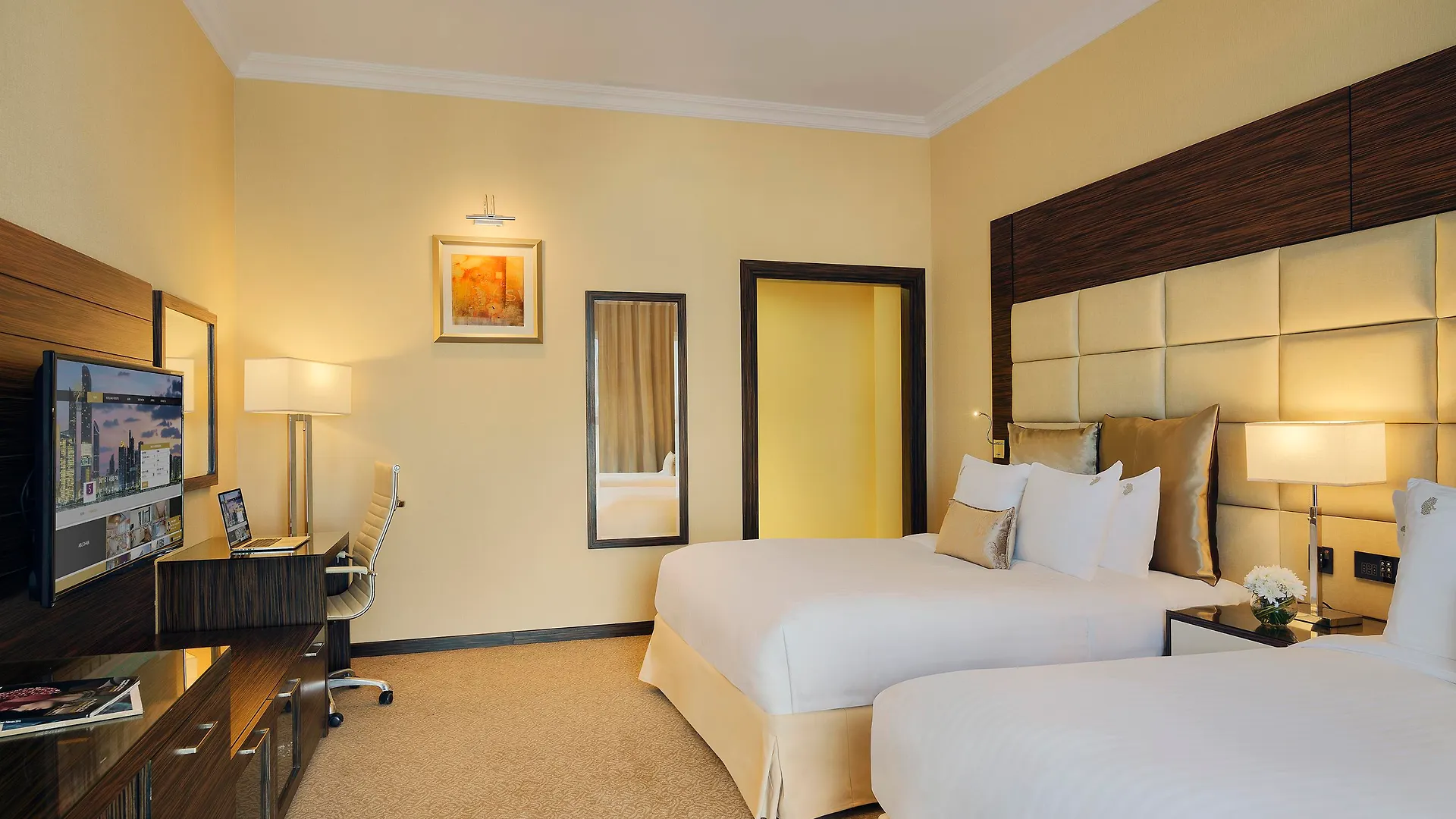 Jannah Burj Al Sarab Hotel Abu Dhabi United Arab Emirates